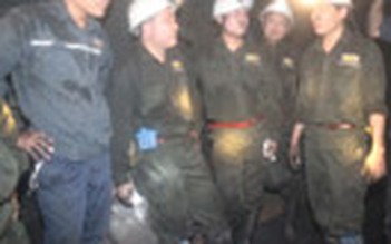 Mồ hôi thợ mỏ dưới hầm lò